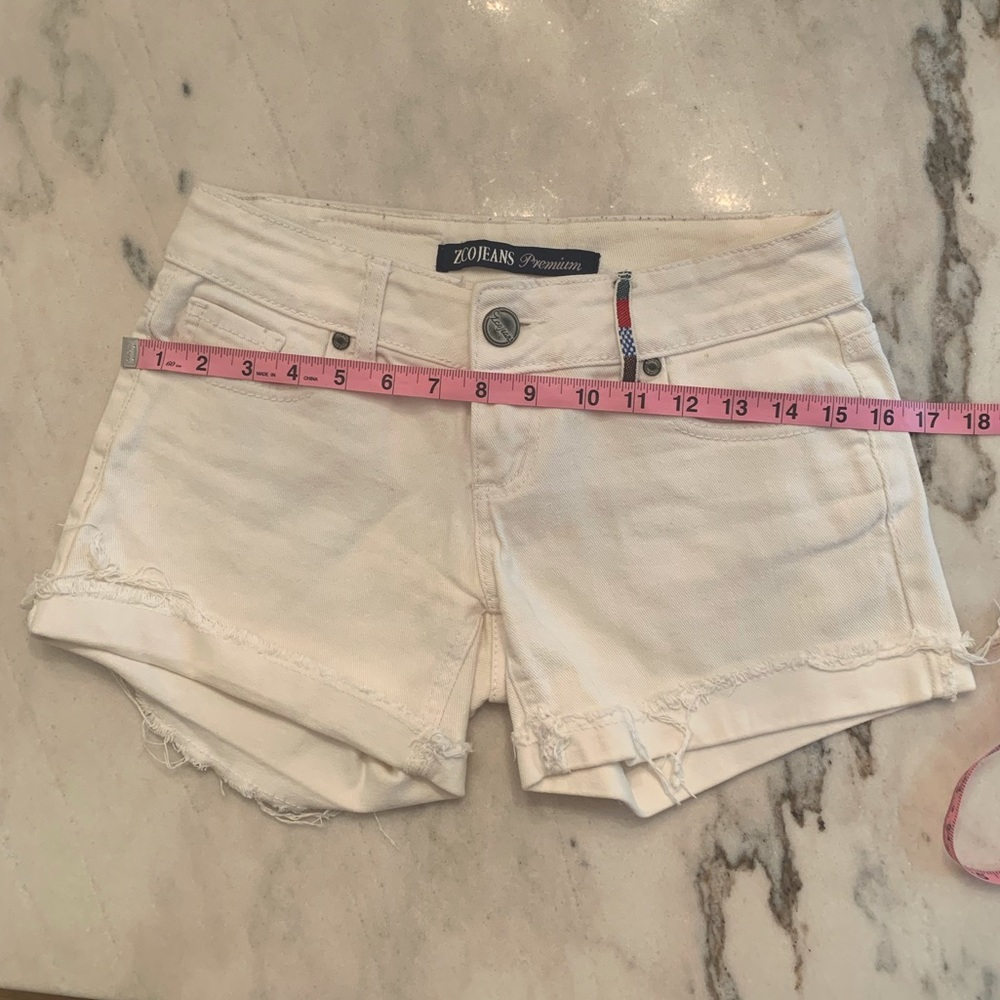 ZCO • White Jean Shorts - Picture 12 of 14